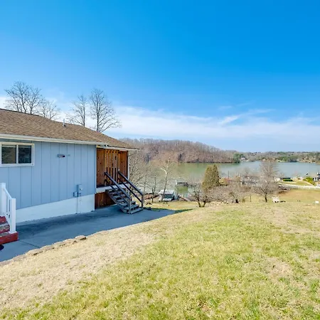 Lake Views And Private Dock Radford Retreat!